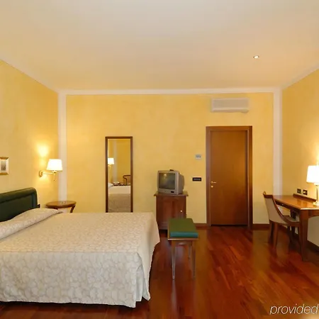 Conteverde Hotel 4*